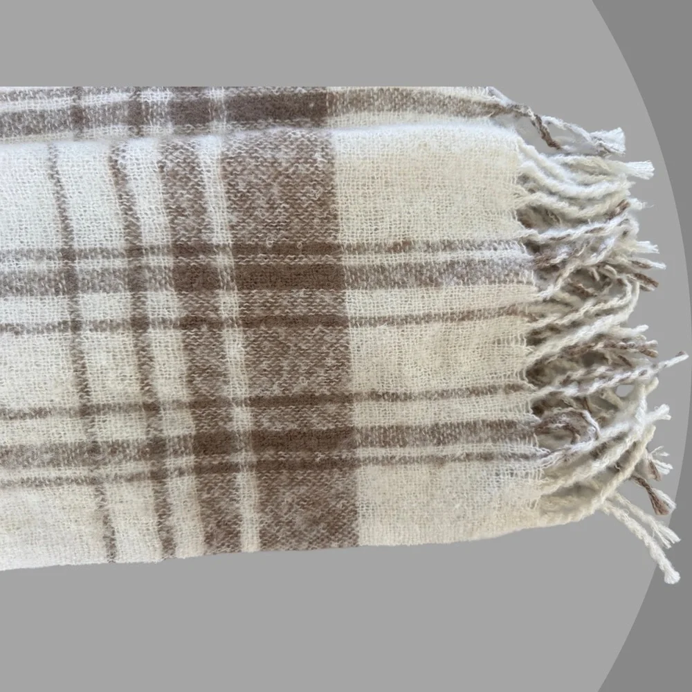 H&M Cream Brown Plaid Scarf New With Tags
